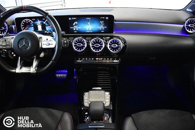 MERCEDES-BENZ A 35 AMG 4Matic Luxury